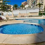 Two Bedroom In Kennedy 2 Apartment *